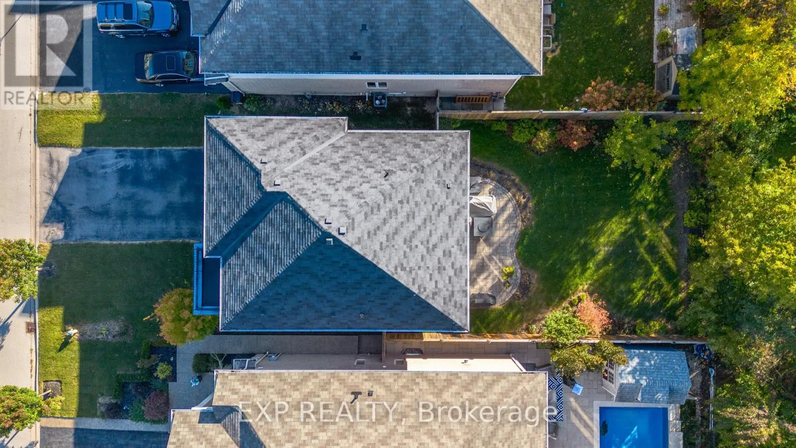 7 LAMPMAN DRIVE