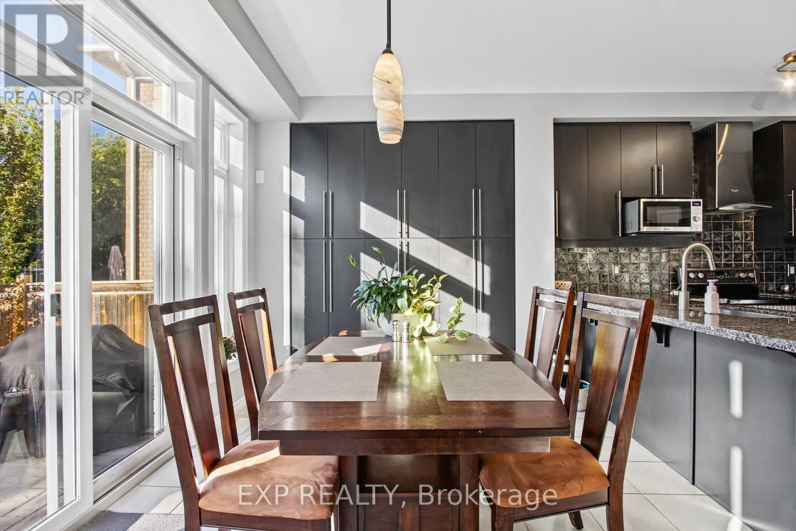 7 LAMPMAN DRIVE