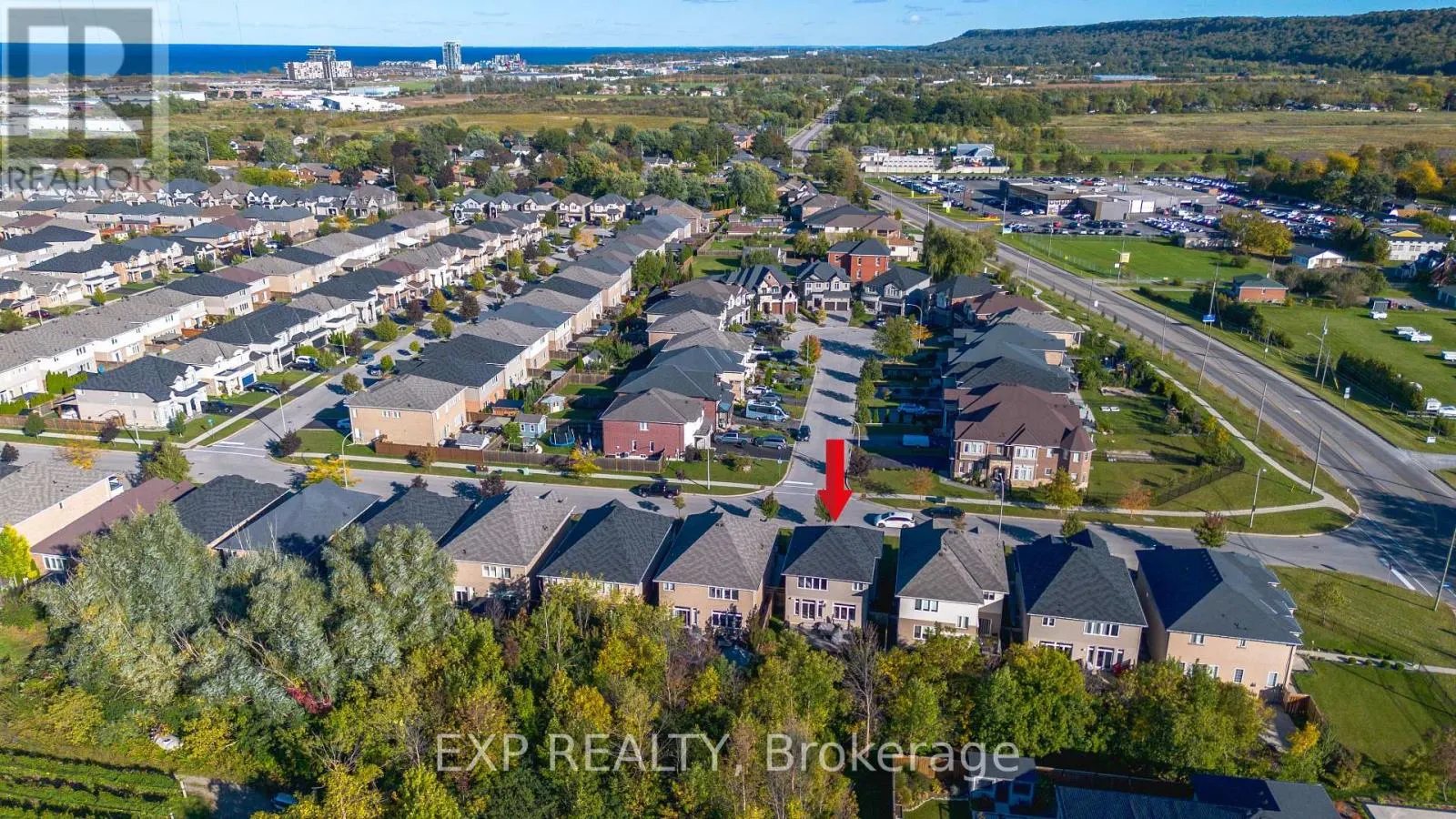 7 LAMPMAN DRIVE