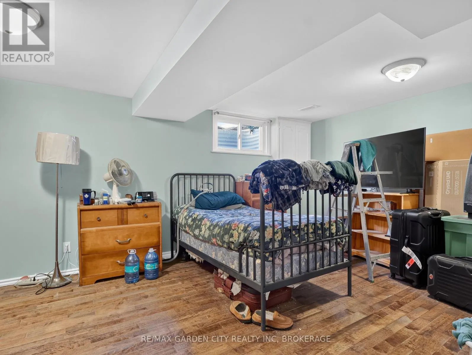 3785 NINETEENTH STREET
