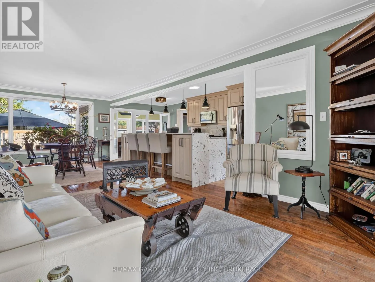 3785 NINETEENTH STREET