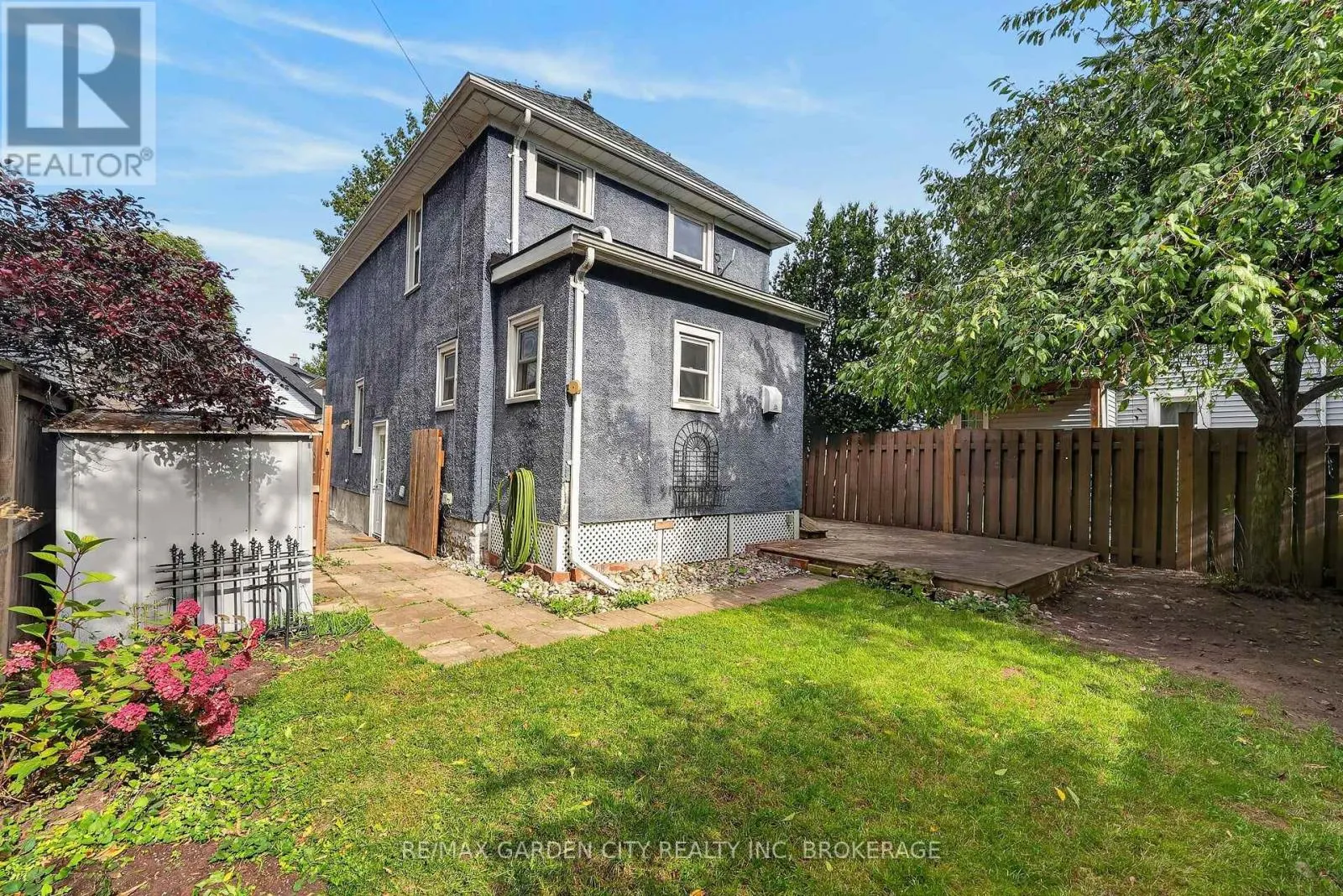 118 LOWELL AVENUE