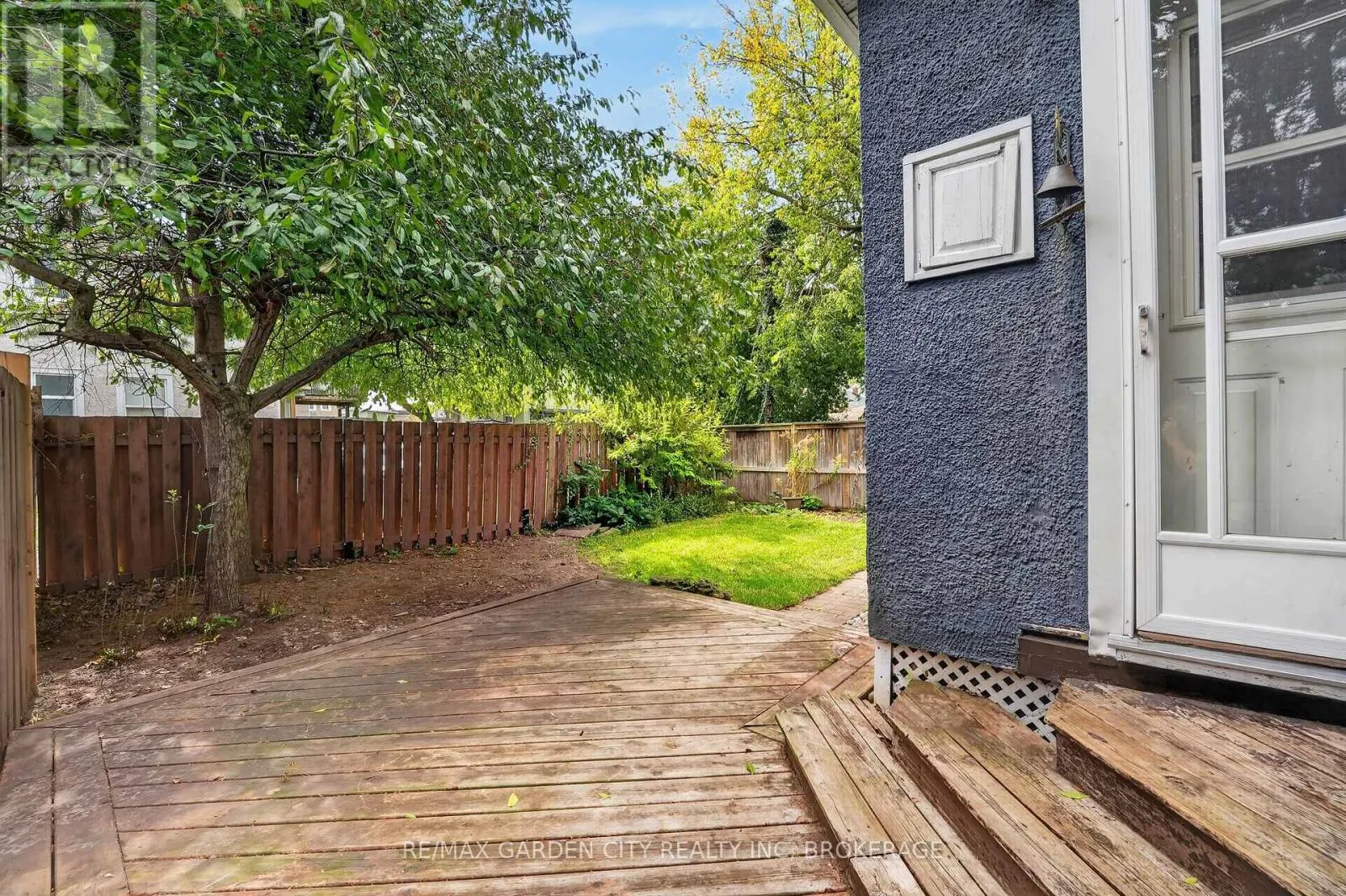 118 LOWELL AVENUE