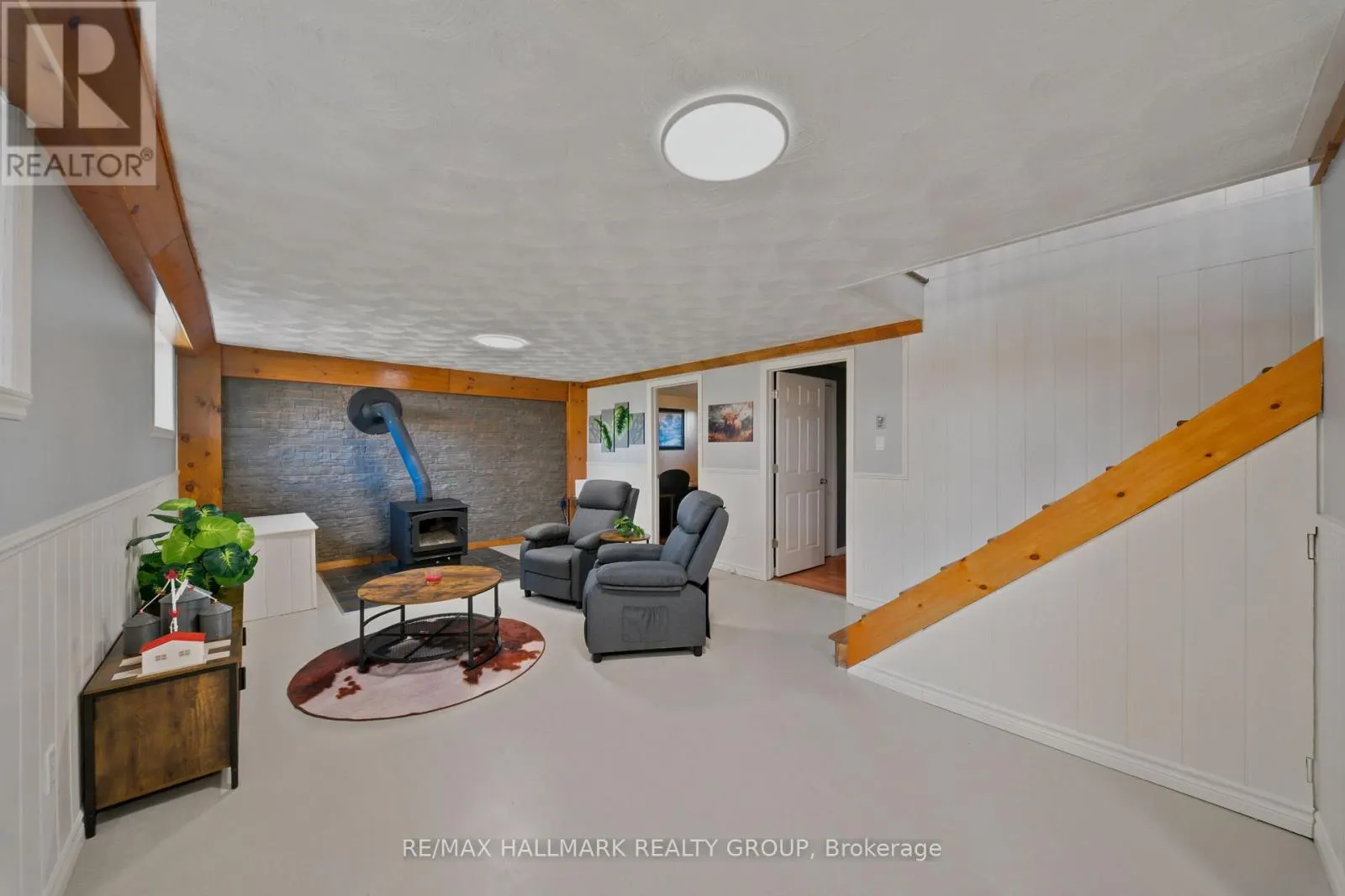 321 CONCESSION ROAD 2