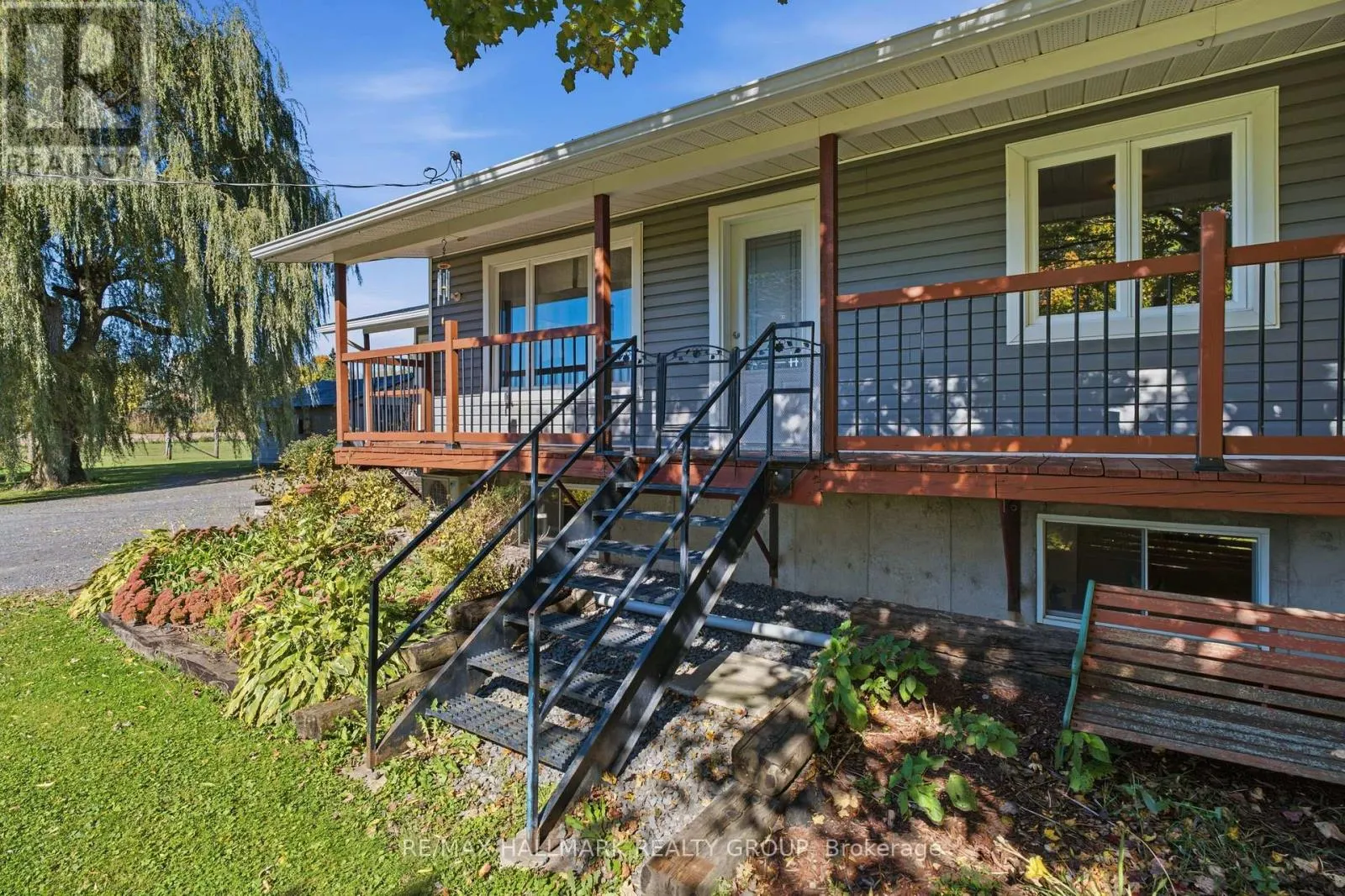 321 CONCESSION ROAD 2