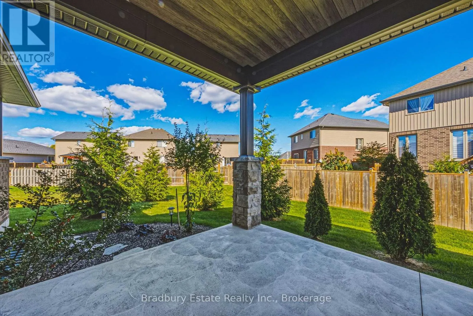 23 - 24 CRADDOCK BOULEVARD #23