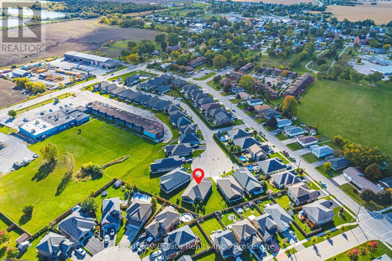 23 - 24 CRADDOCK BOULEVARD #23