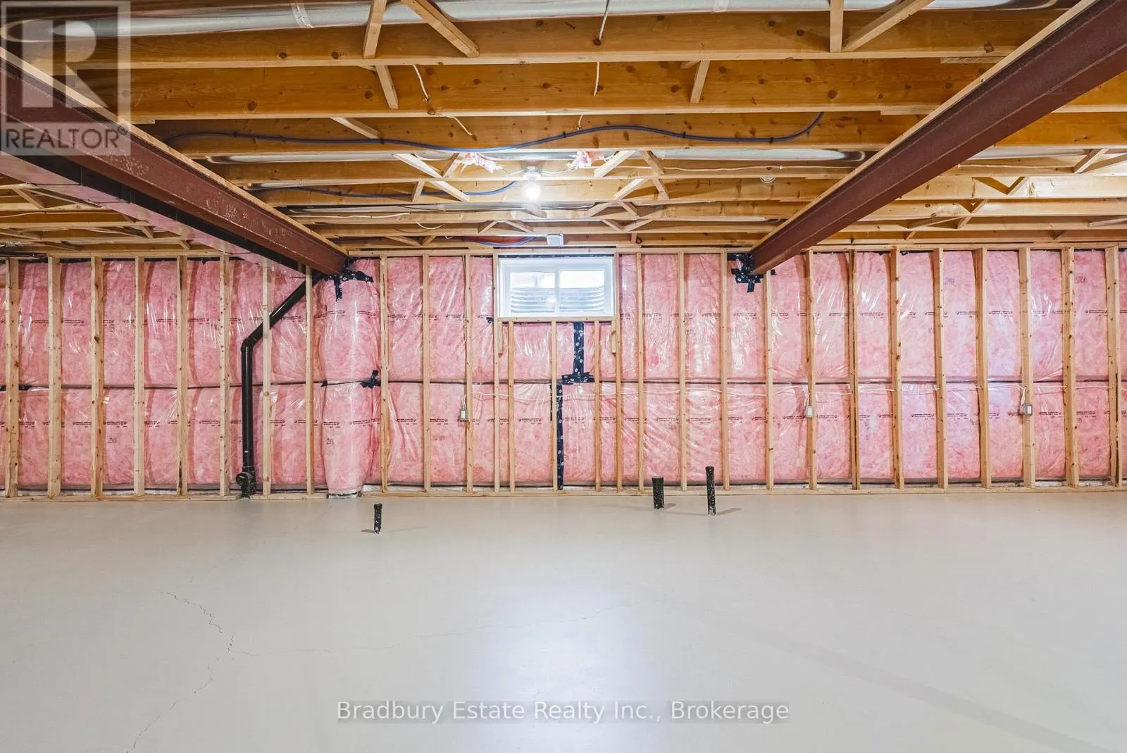 23 - 24 CRADDOCK BOULEVARD #23