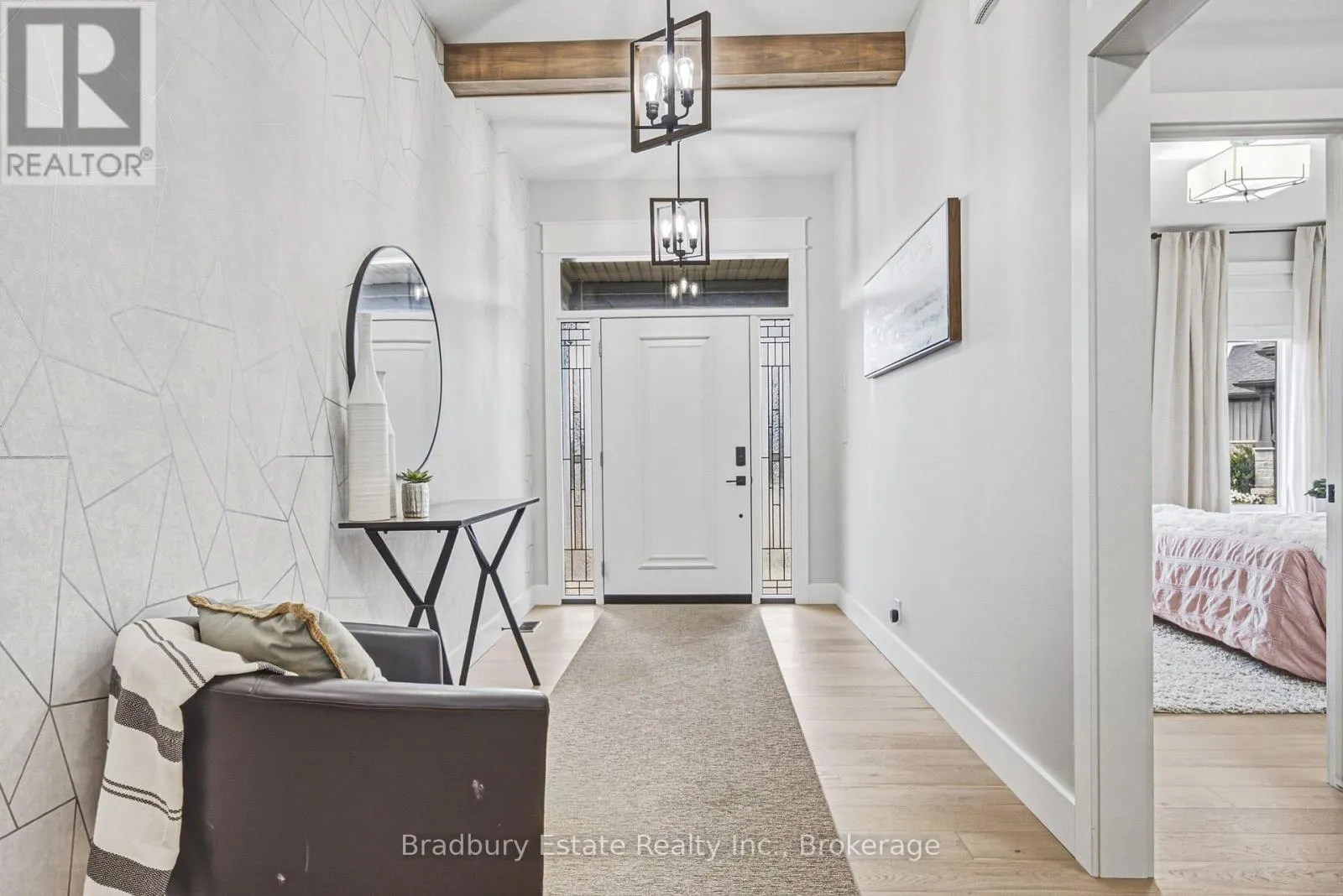23 - 24 CRADDOCK BOULEVARD #23