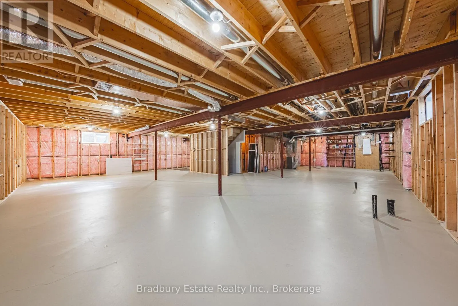 23 - 24 CRADDOCK BOULEVARD #23