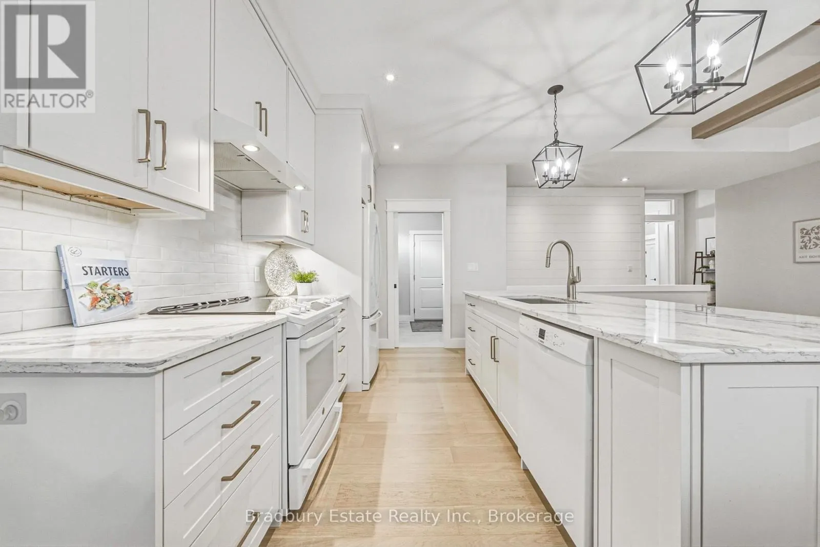 23 - 24 CRADDOCK BOULEVARD #23