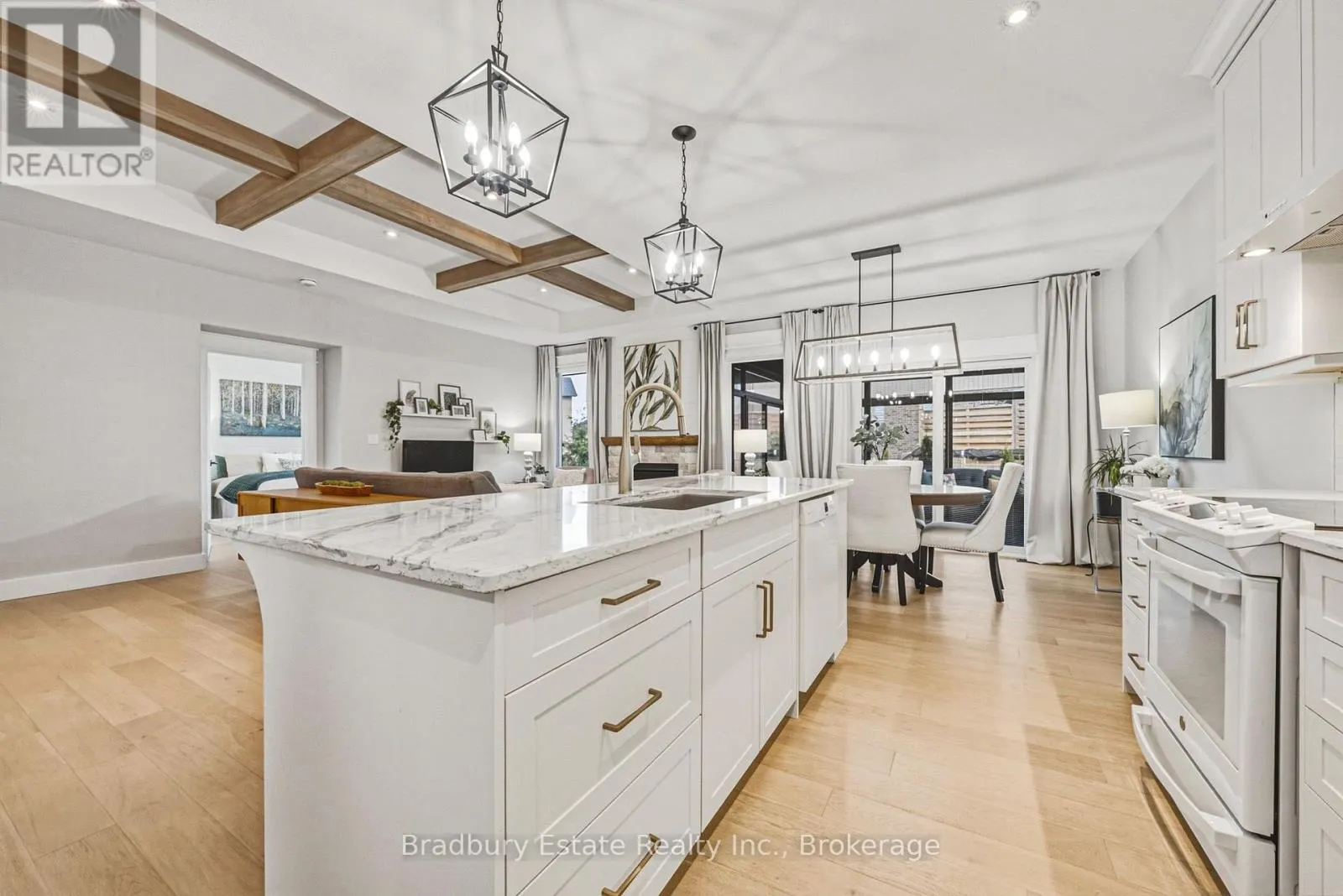 23 - 24 CRADDOCK BOULEVARD #23