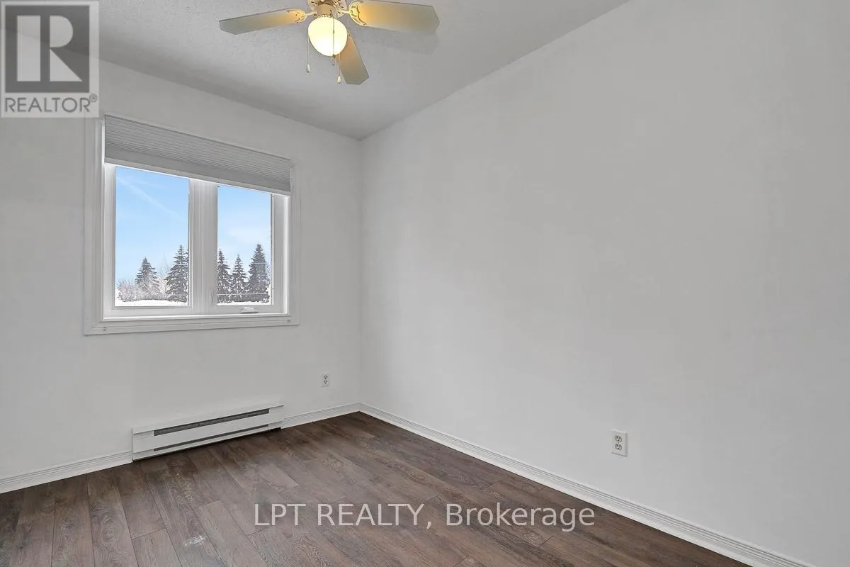 30 - 204 BRISTON PRIVATE