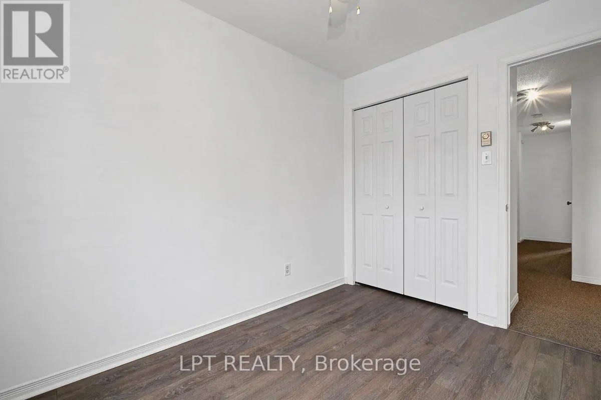 30 - 204 BRISTON PRIVATE