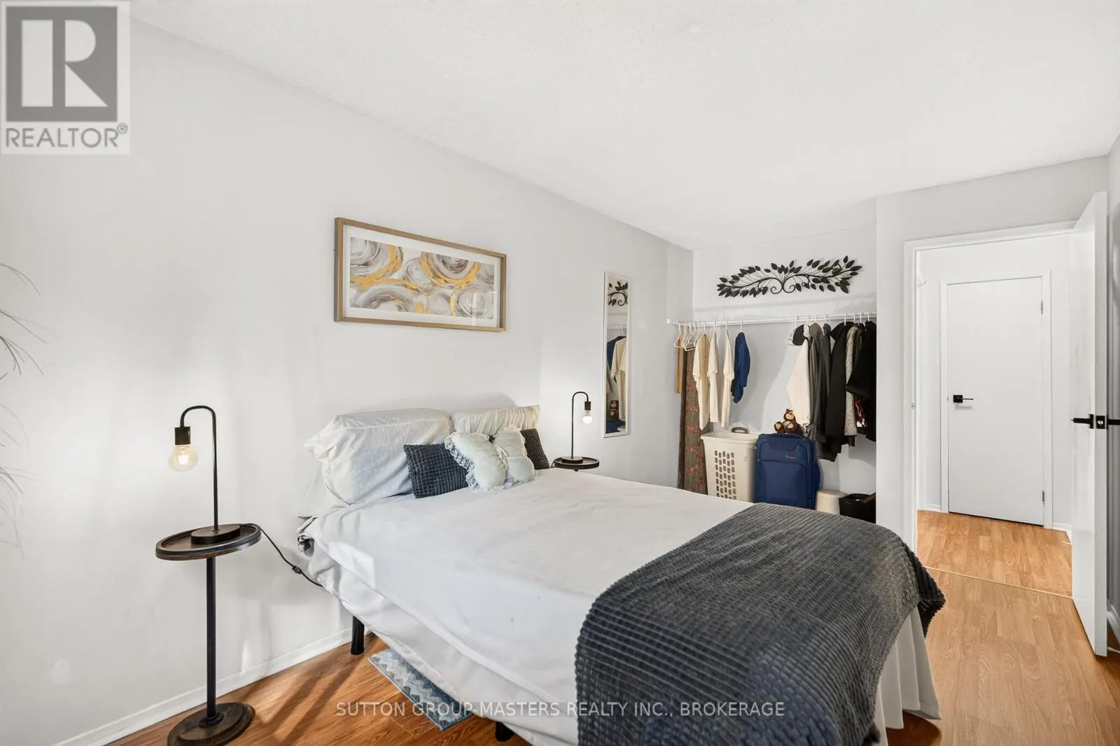 101 - 573 ARMSTRONG ROAD #101