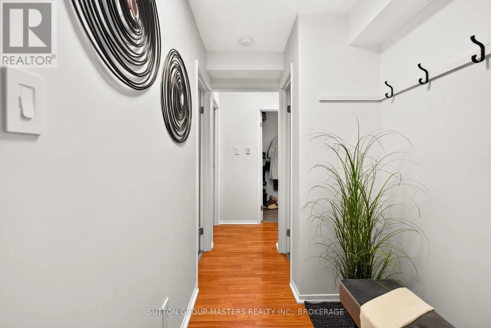 101 - 573 ARMSTRONG ROAD #101