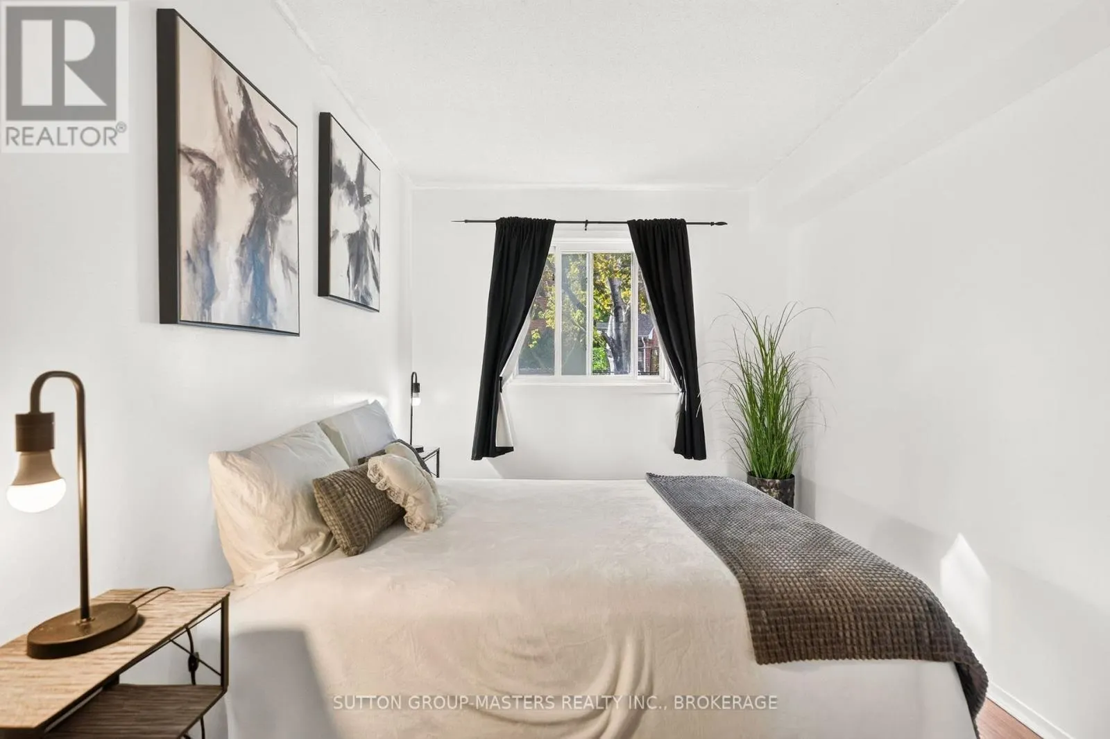 101 - 573 ARMSTRONG ROAD #101