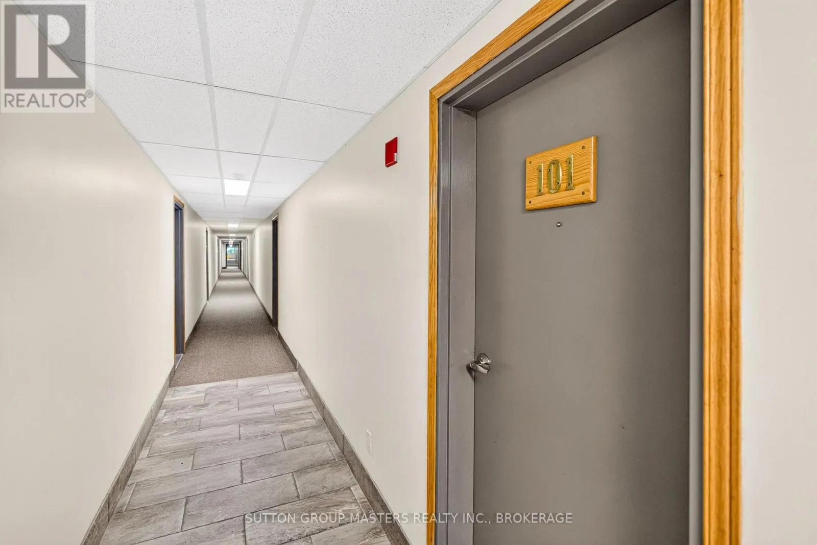 101 - 573 ARMSTRONG ROAD #101