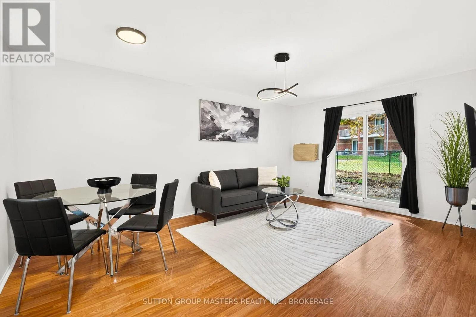 101 - 573 ARMSTRONG ROAD #101