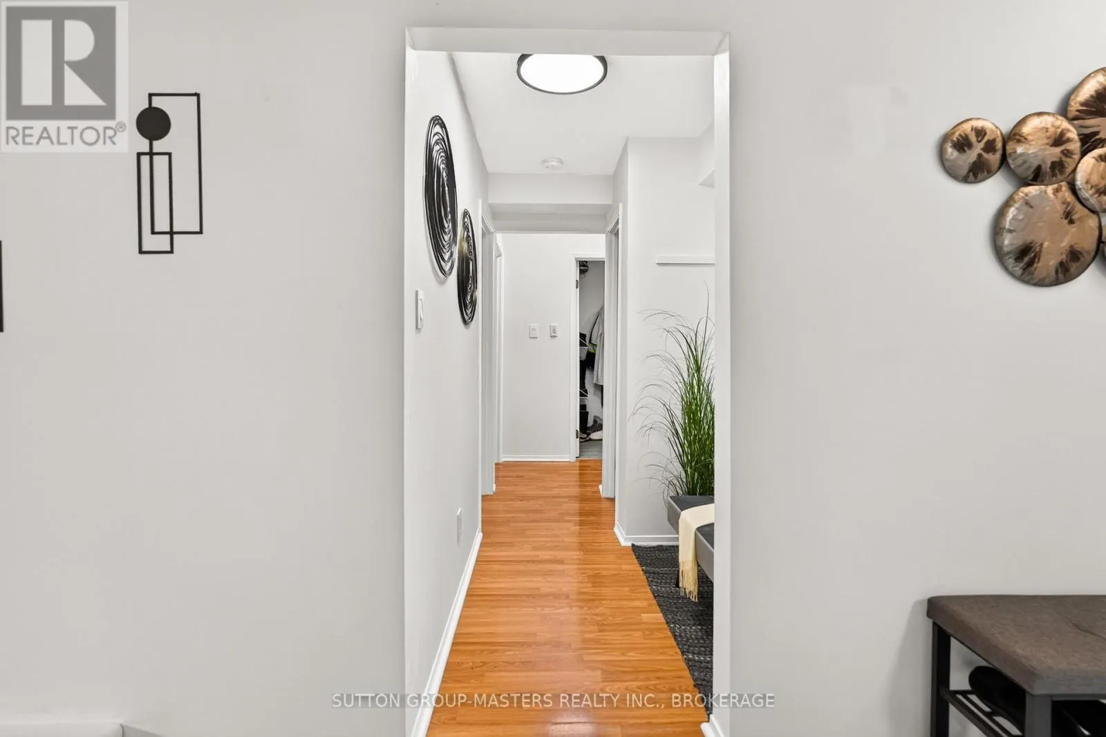101 - 573 ARMSTRONG ROAD #101