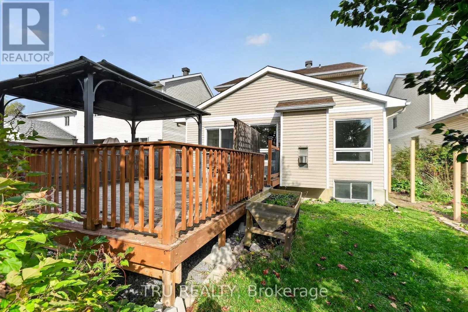 986 SHEENBORO CRESCENT