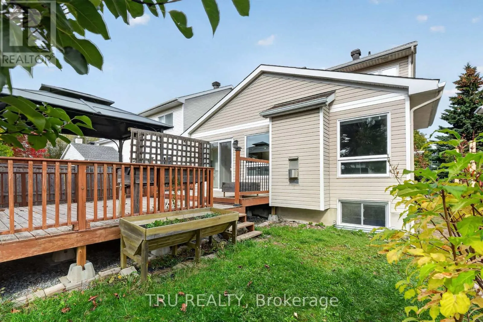 986 SHEENBORO CRESCENT