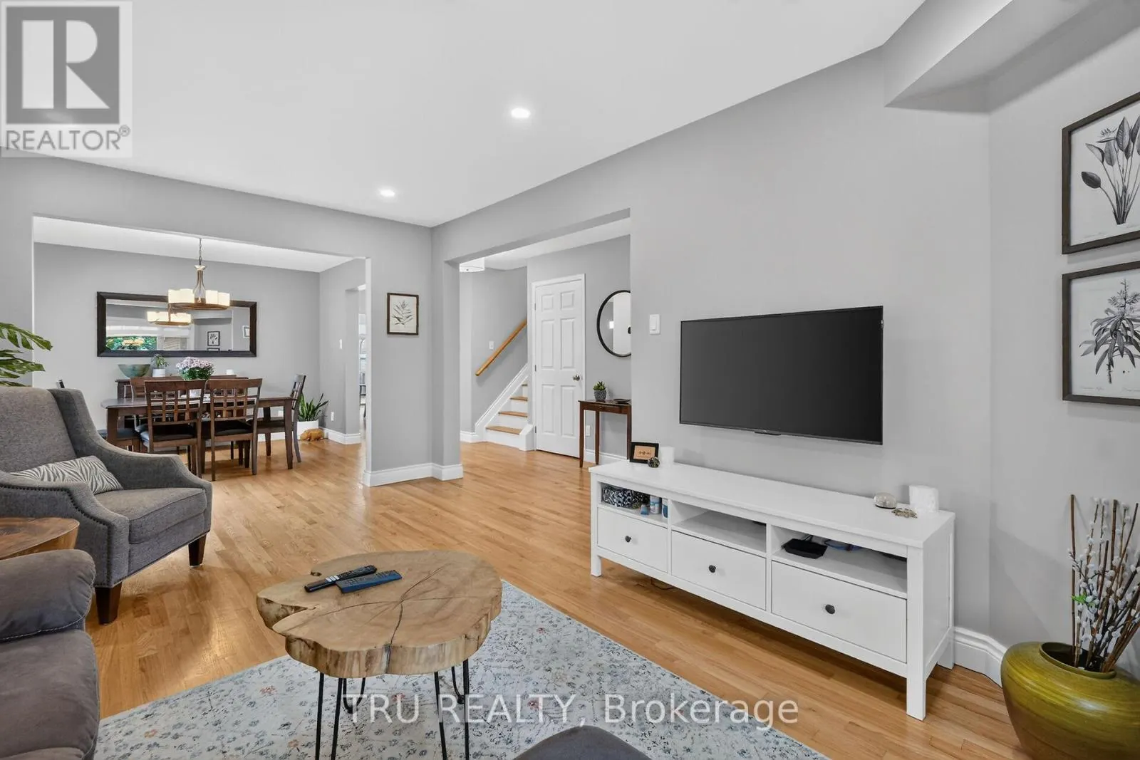 986 SHEENBORO CRESCENT
