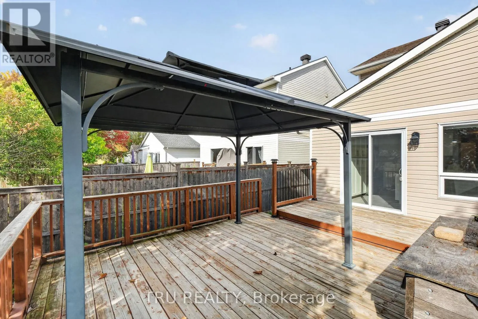 986 SHEENBORO CRESCENT