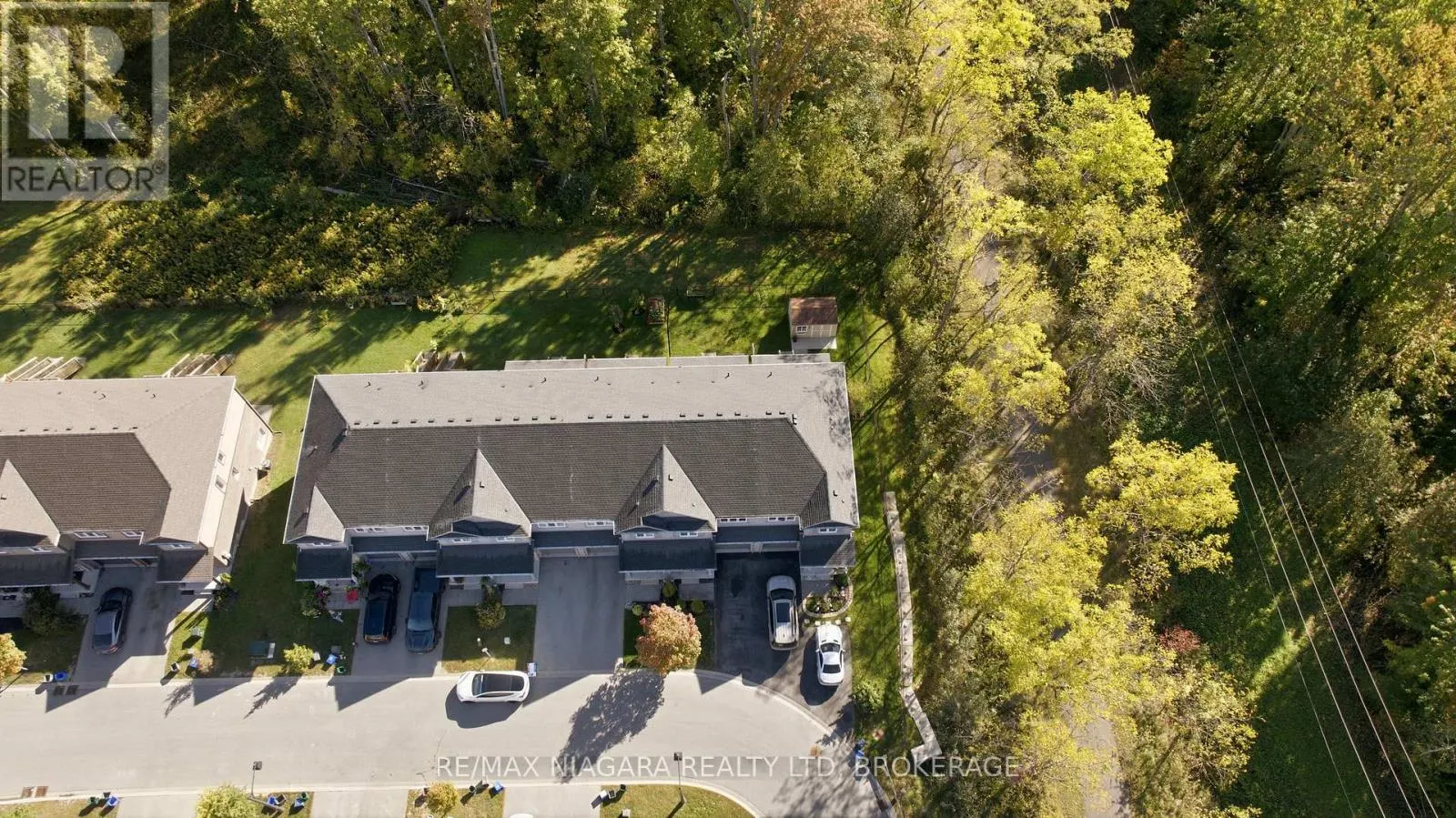 18 - 340 PROSPECT POINT ROAD N #18