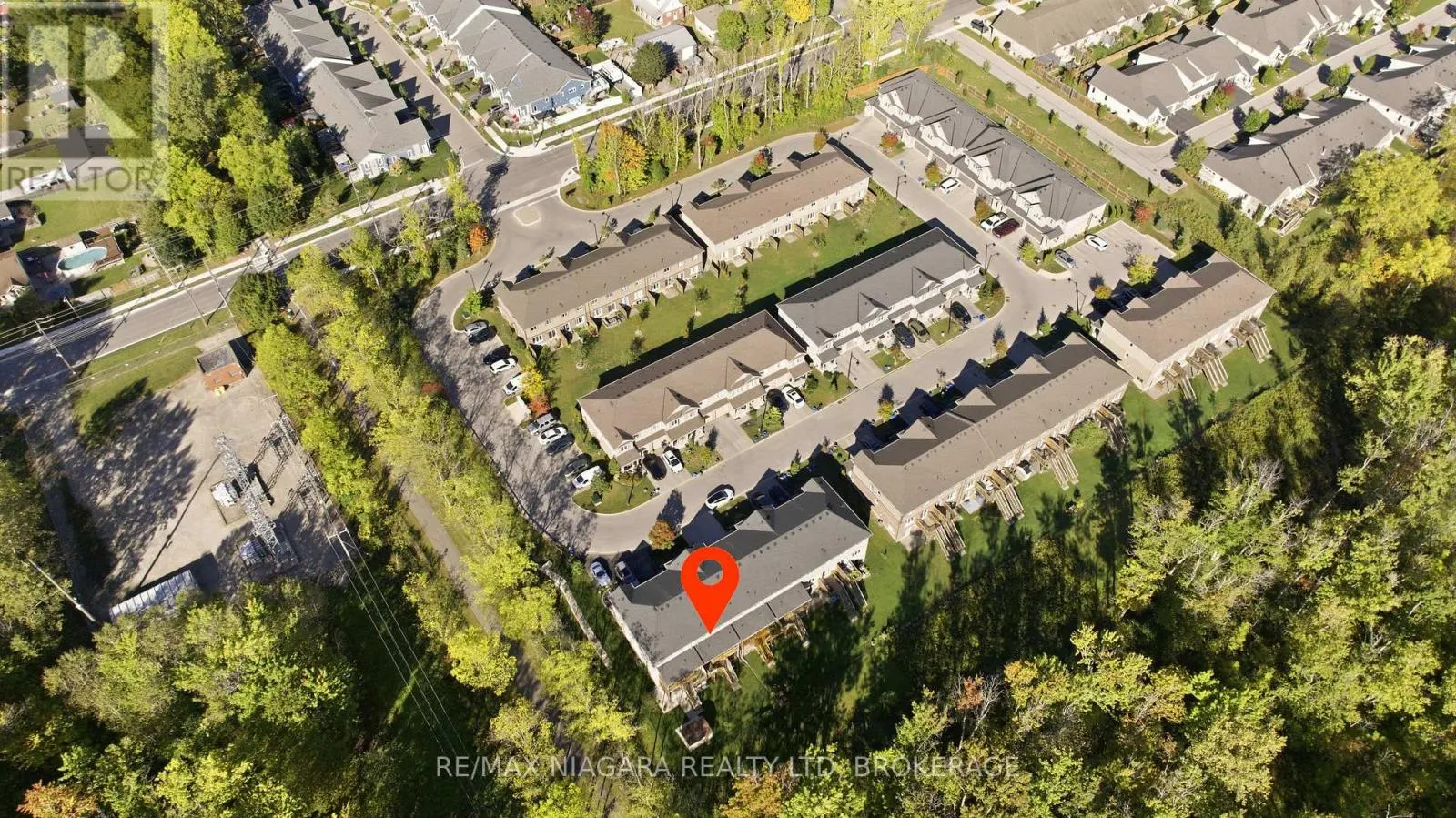 18 - 340 PROSPECT POINT ROAD N #18