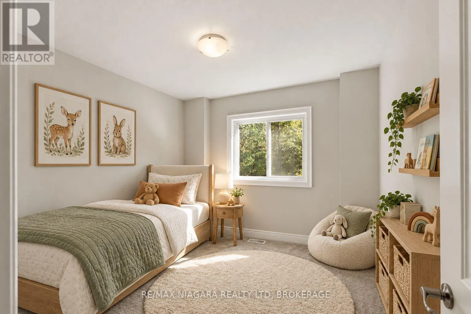 18 - 340 PROSPECT POINT ROAD N #18