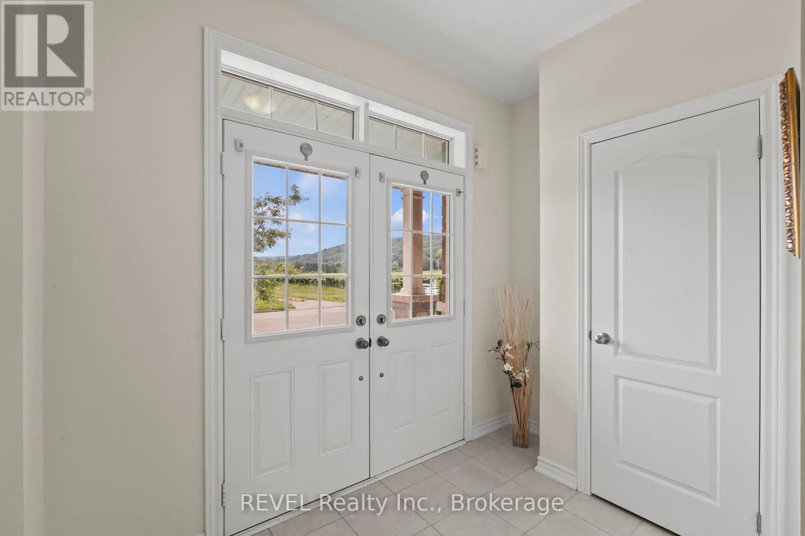 318 CONCESSION 3 ROAD