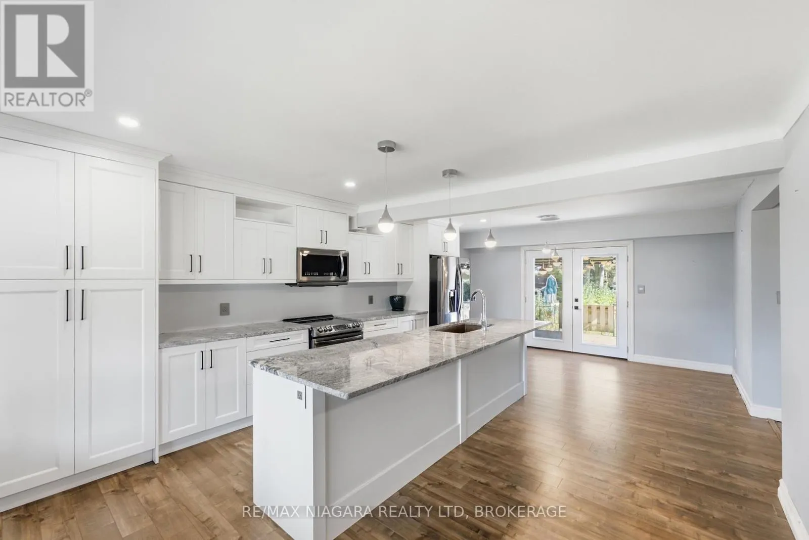 163 CHAMPLAIN DRIVE