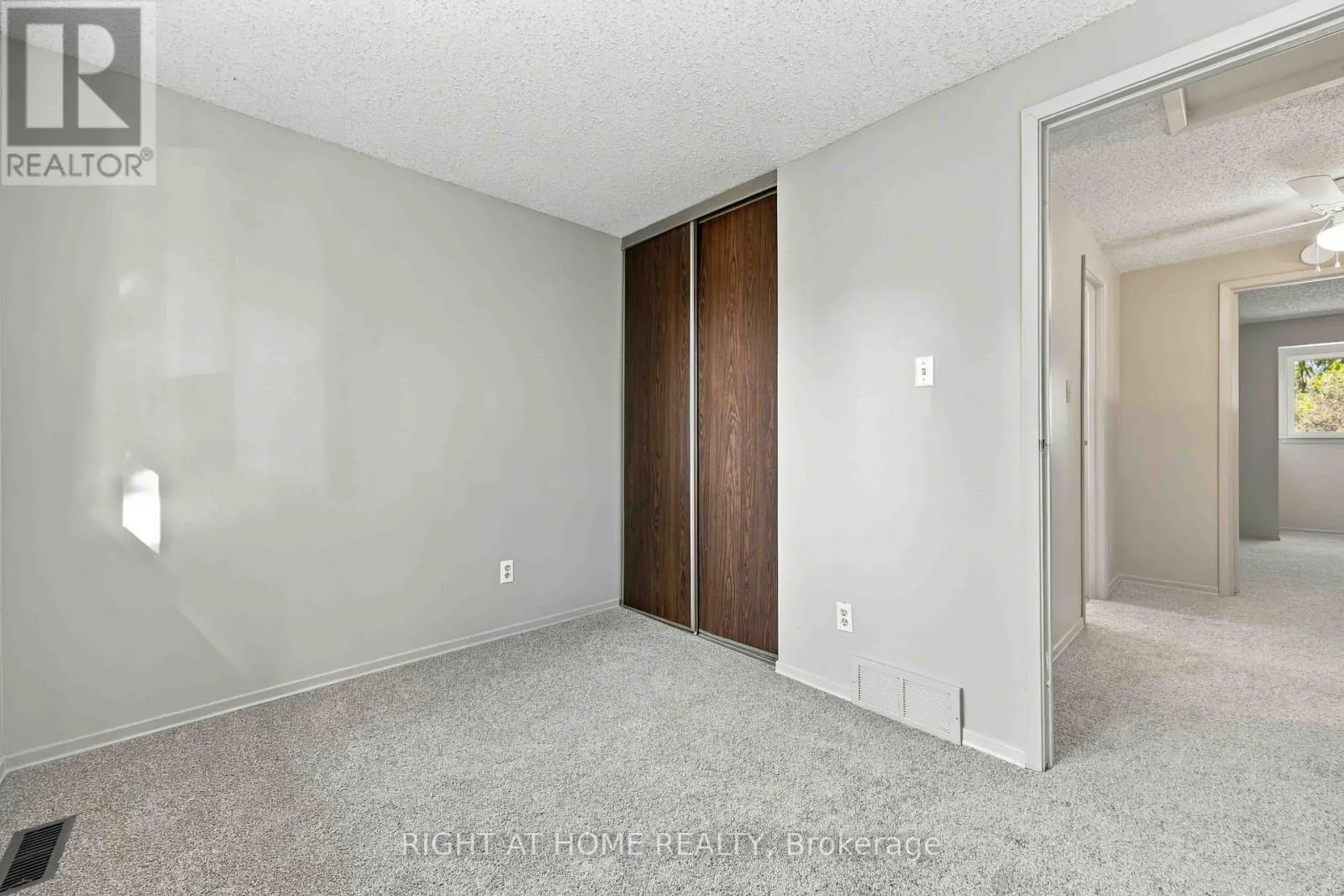 51 MAPLESTONE AVENUE