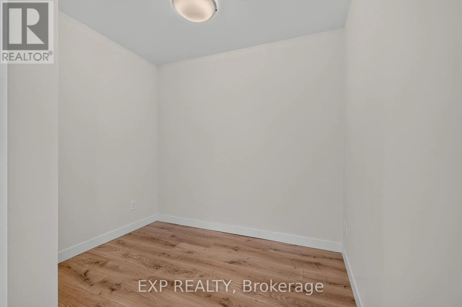 611 - 60 FREDERICK STREET