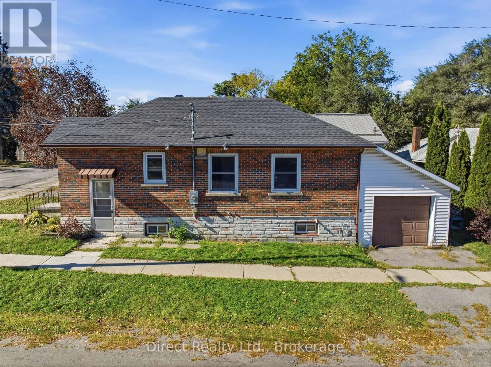 32 MEYERS STREET