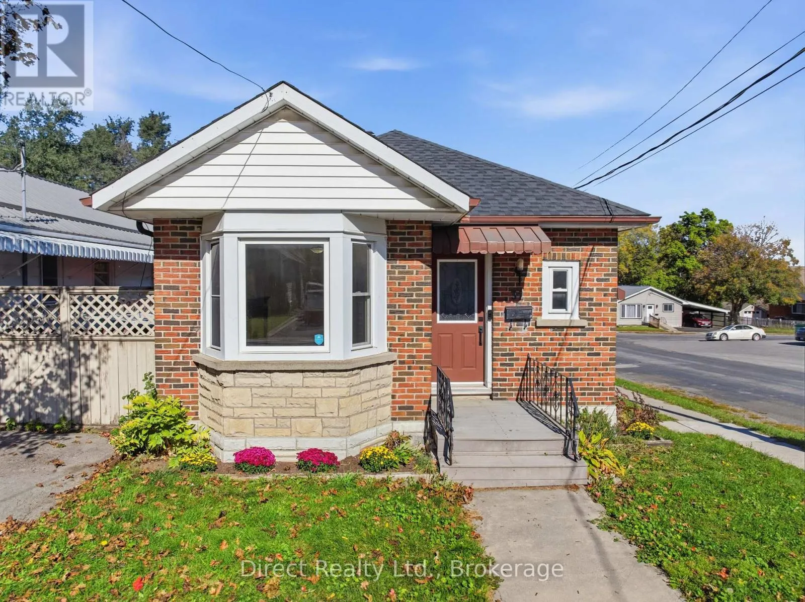 32 MEYERS STREET