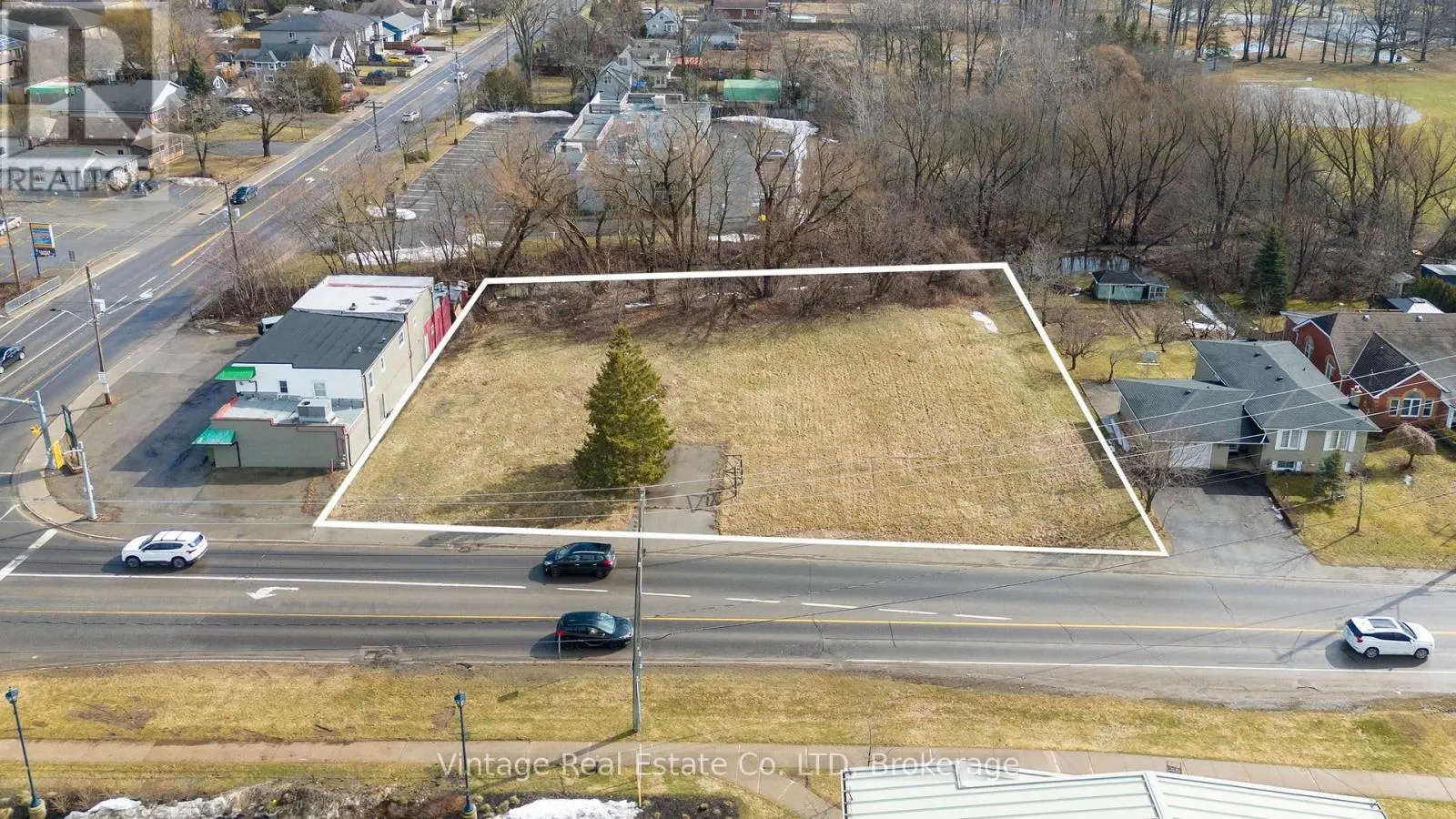592 SOUTH PELHAM ROAD