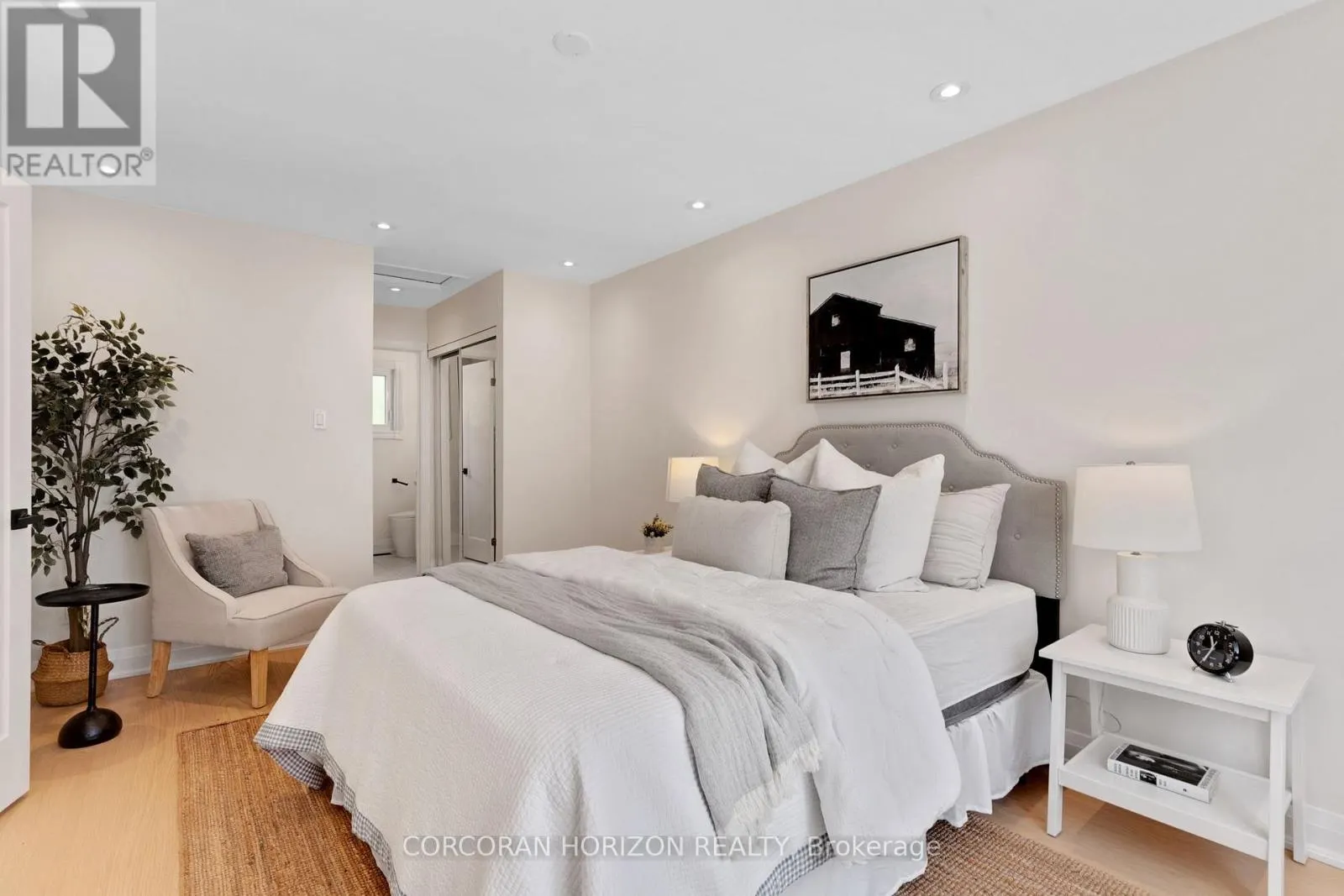 62 GLENVALLEY DRIVE