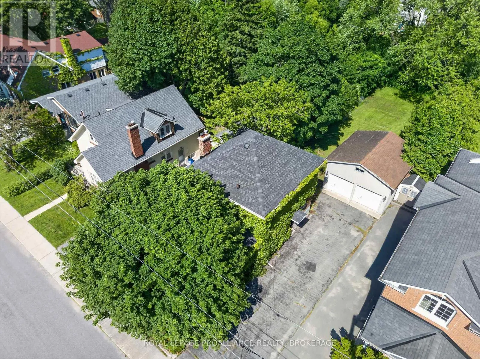 101 NAPIER STREET