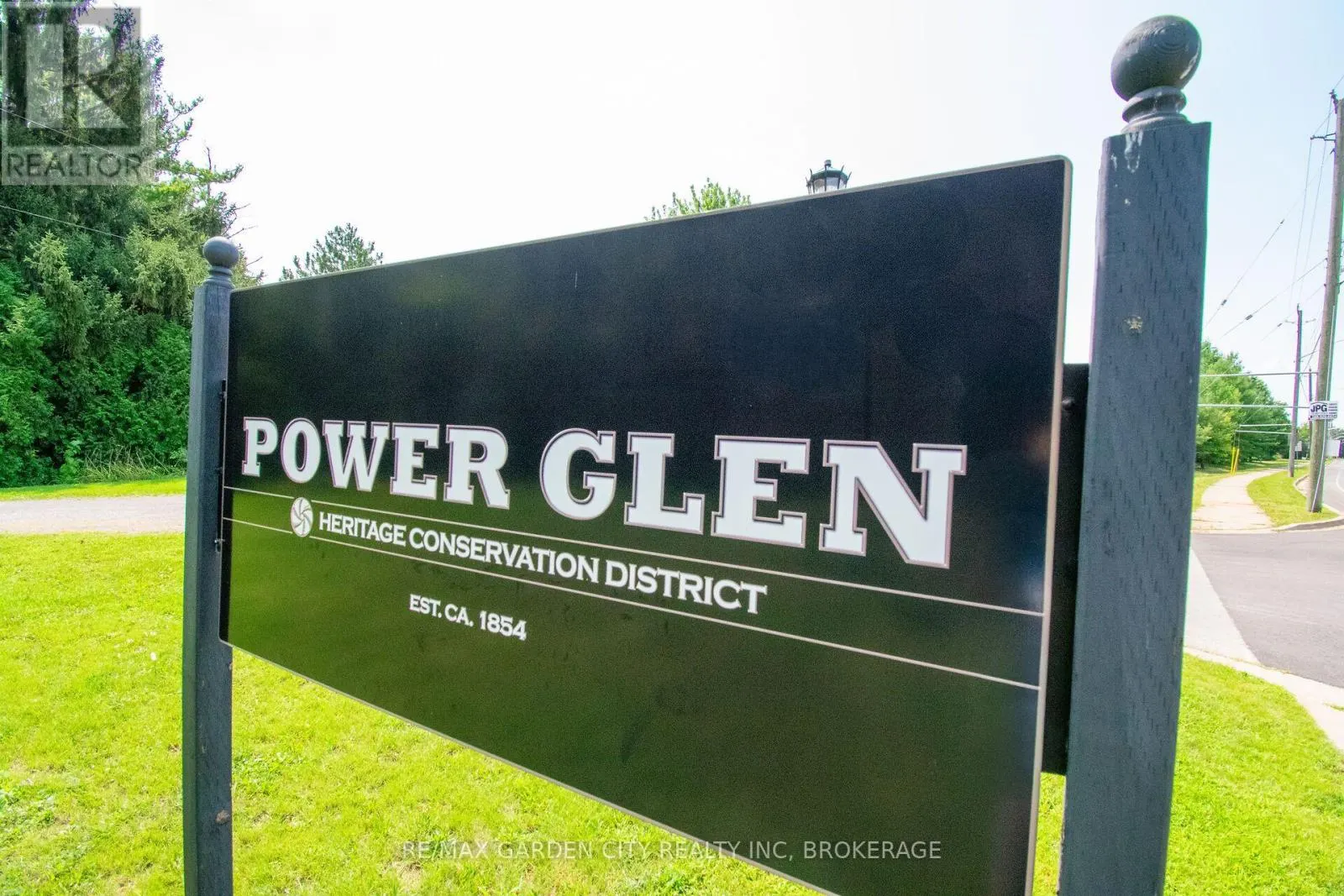 12 POWER GLEN ROAD