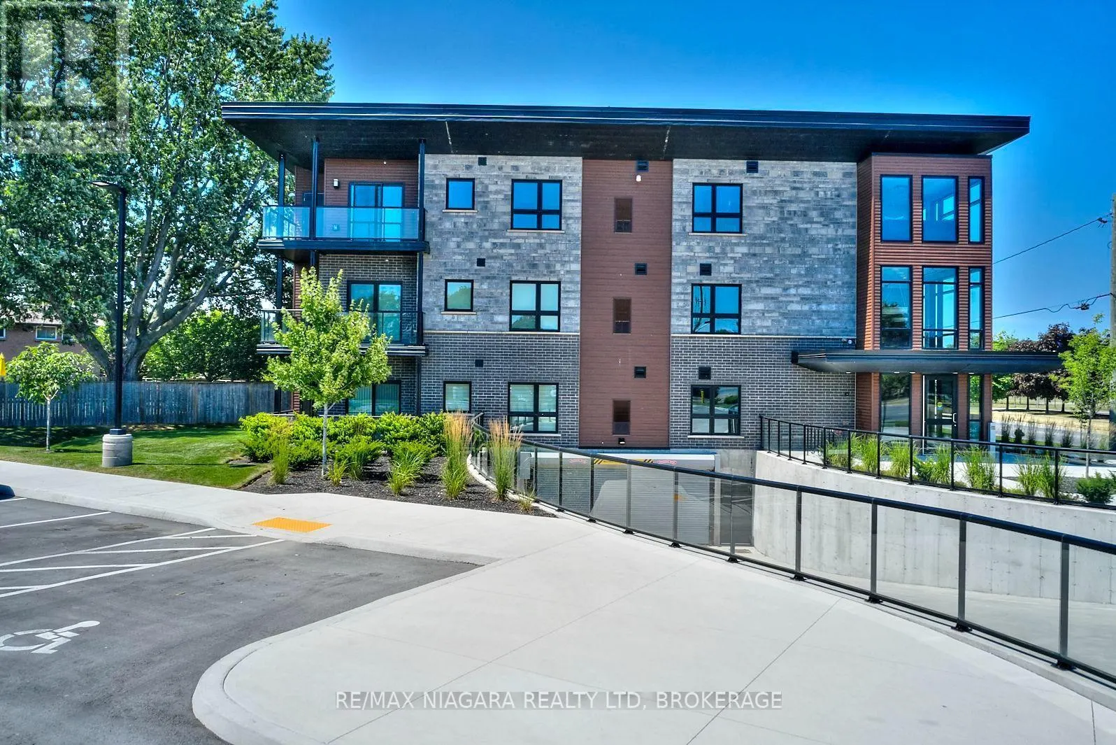 307 - 212 LAKEPORT ROAD #307
