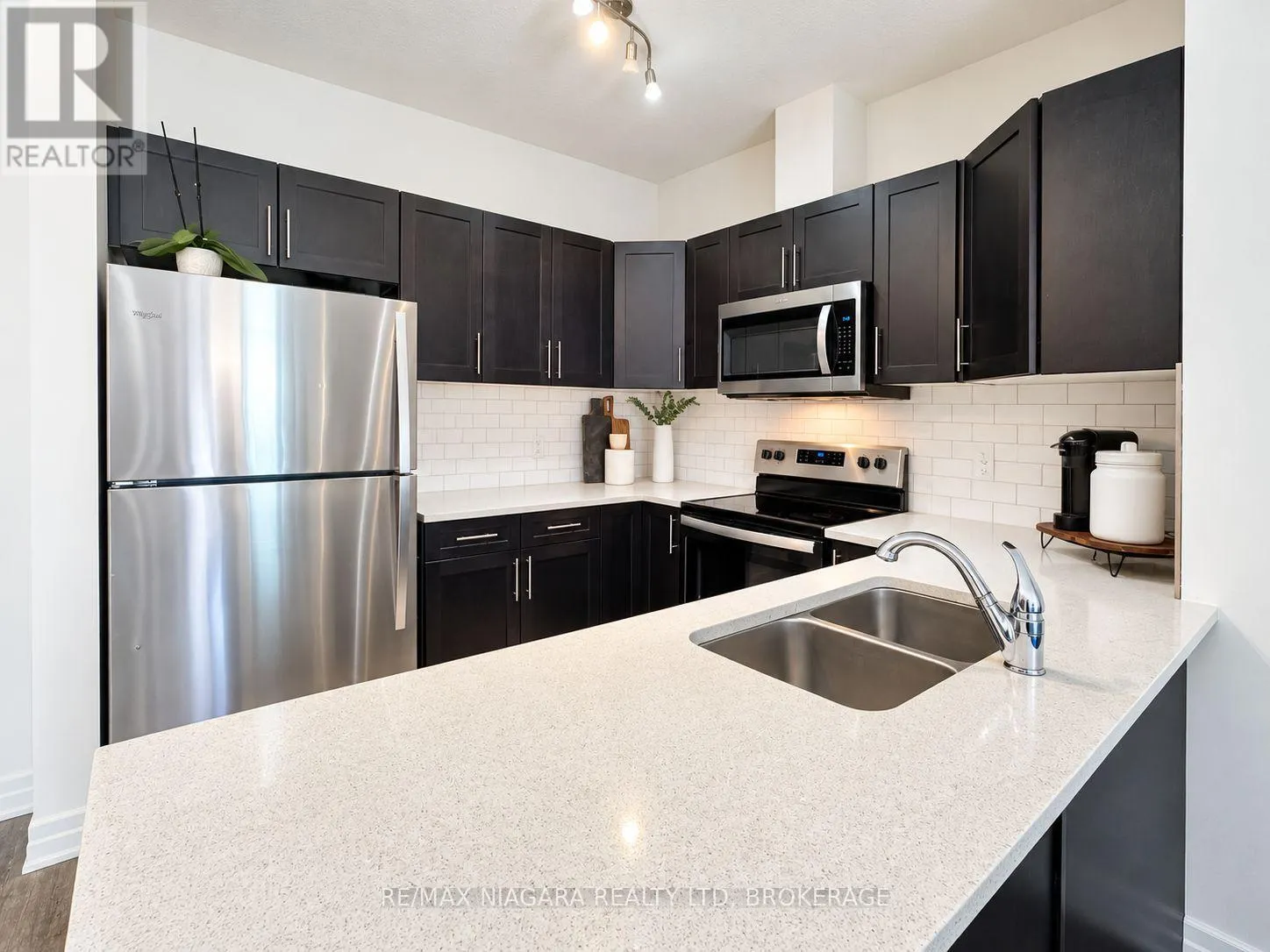 307 - 212 LAKEPORT ROAD #307