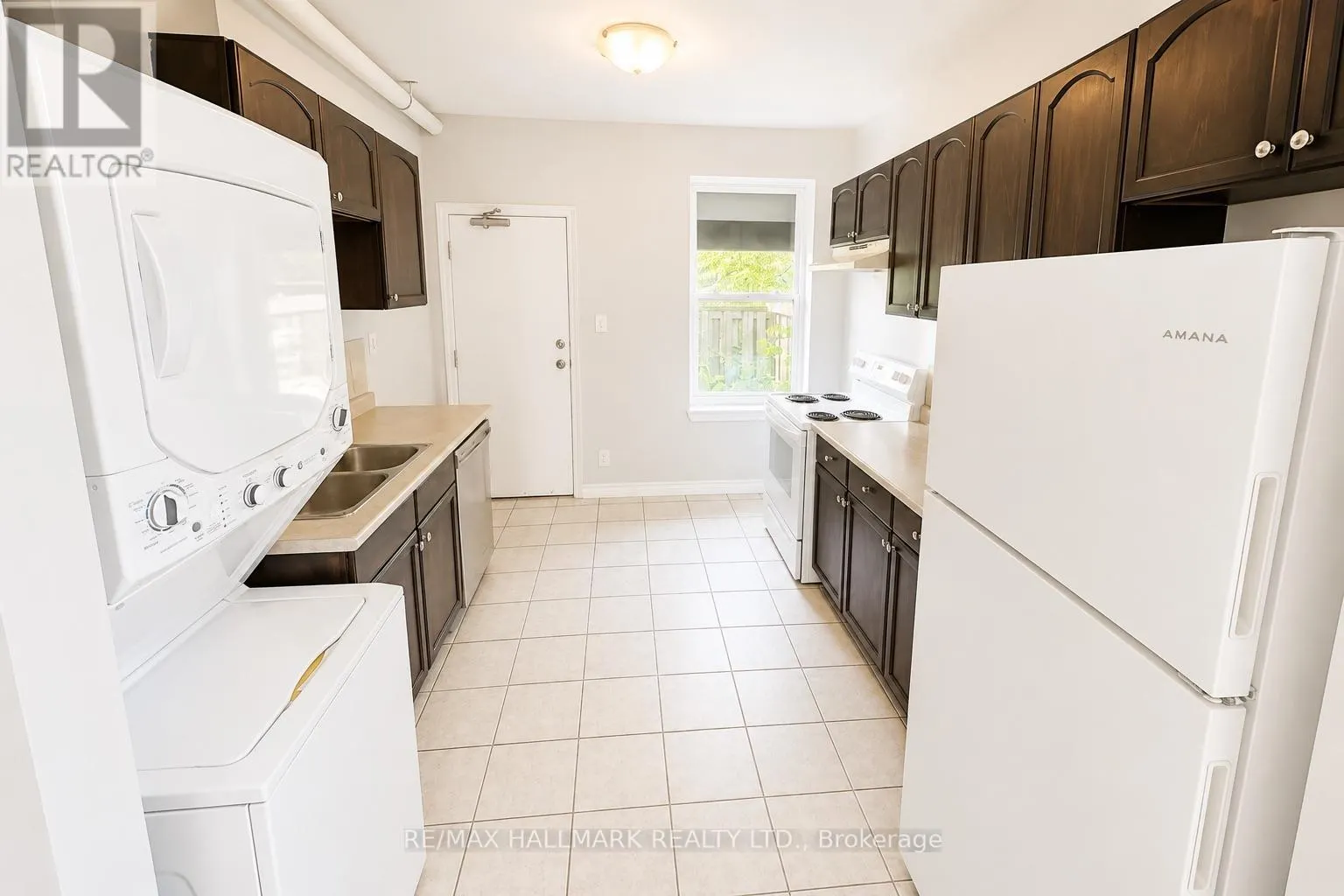 340-342 BARTON STREET E