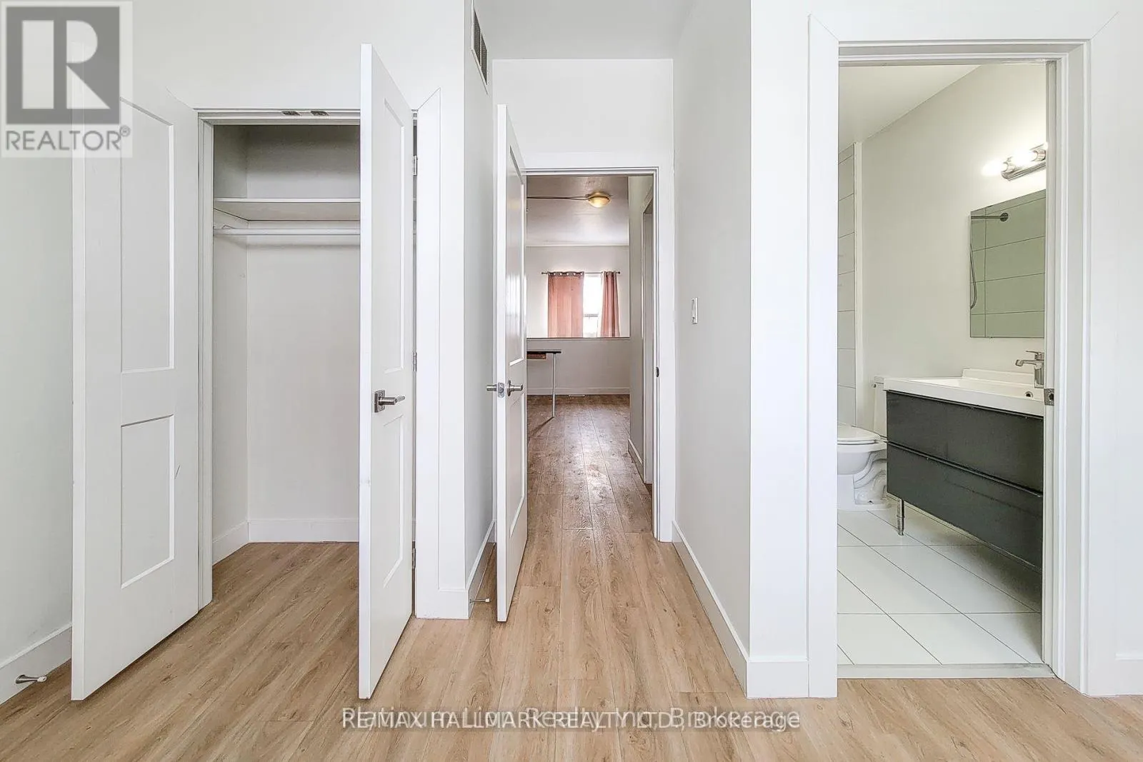 340-342 BARTON STREET E