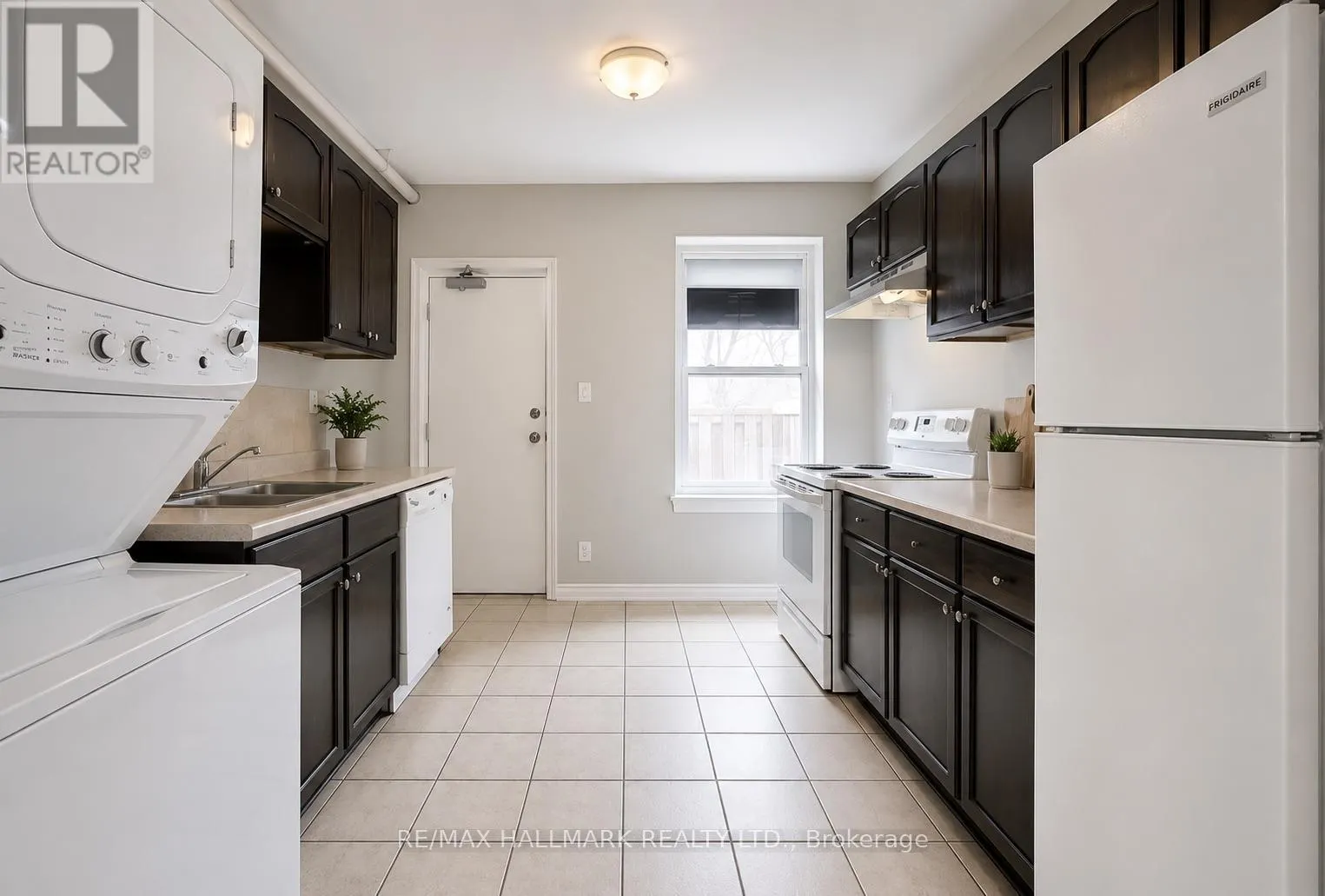340-342 BARTON STREET E
