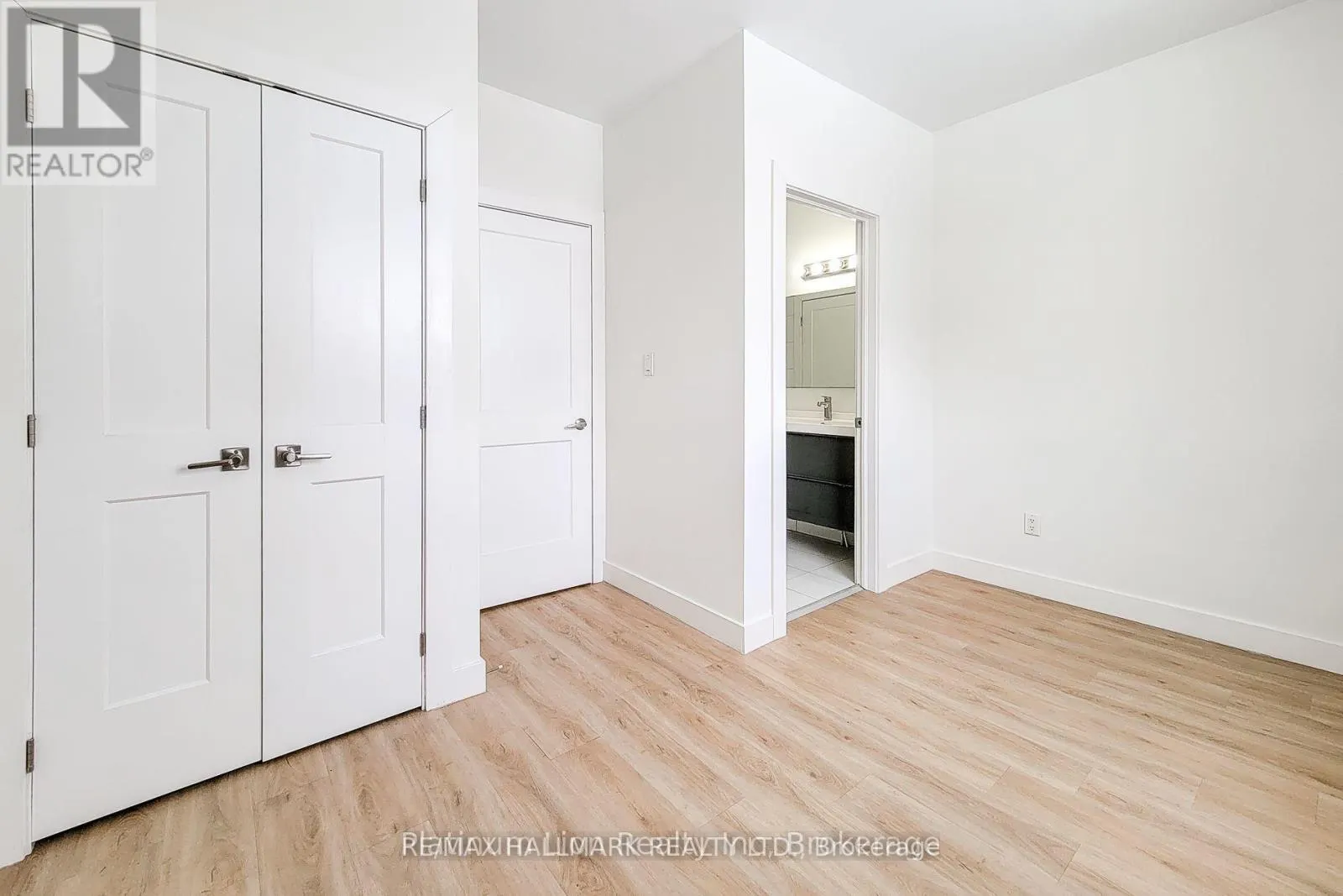 340-342 BARTON STREET E