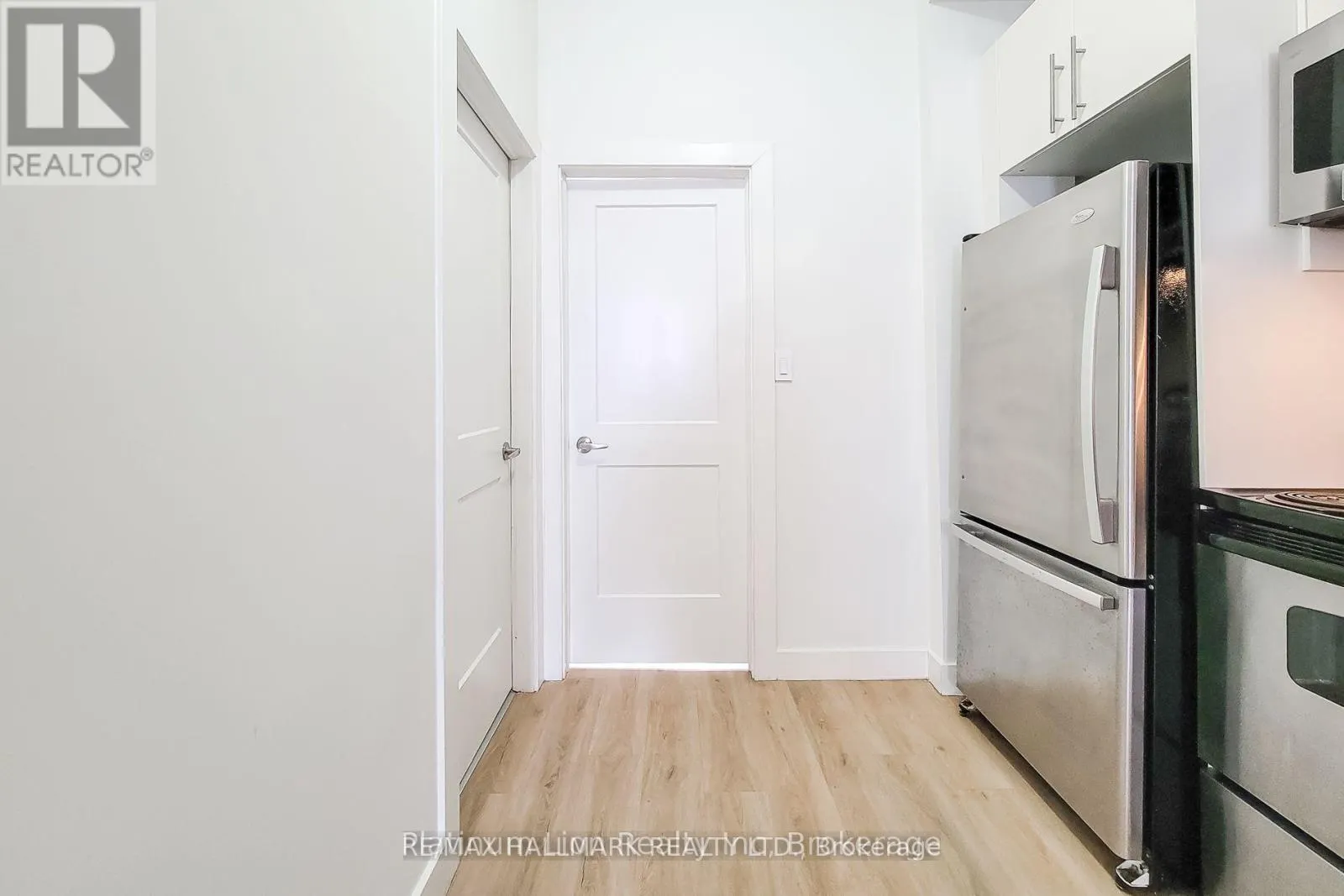 340-342 BARTON STREET E