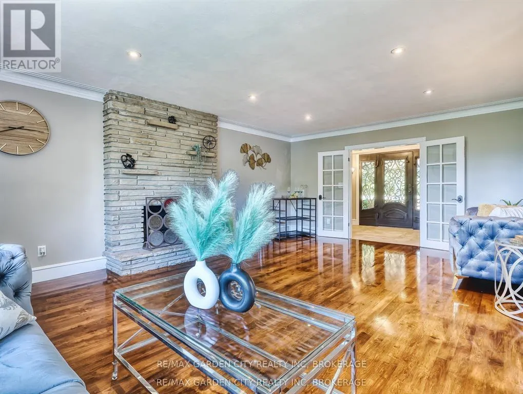 28 MARSDALE DRIVE