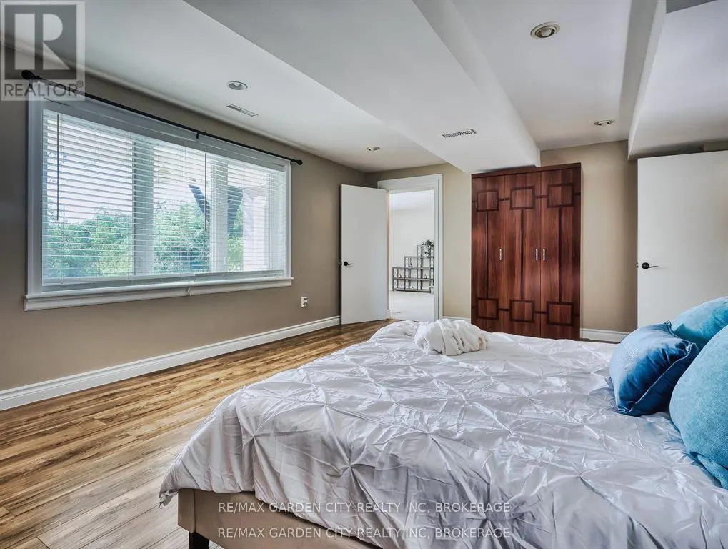 28 MARSDALE DRIVE